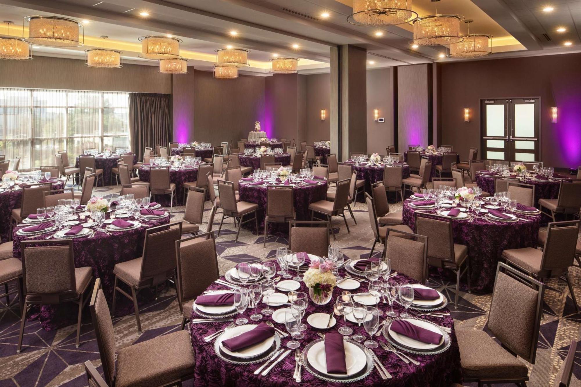 Embassy Suites By Hilton Charlotte Uptown Buitenkant foto